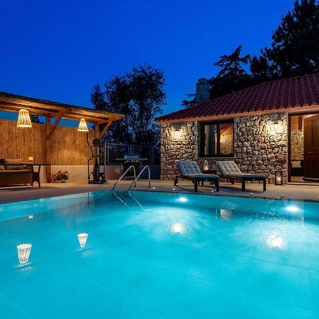 Filerolia Stone House Villa Pastida ภายนอก รูปภาพ
