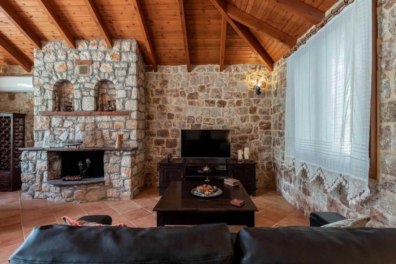 Filerolia Stone House Villa Pastida ภายนอก รูปภาพ