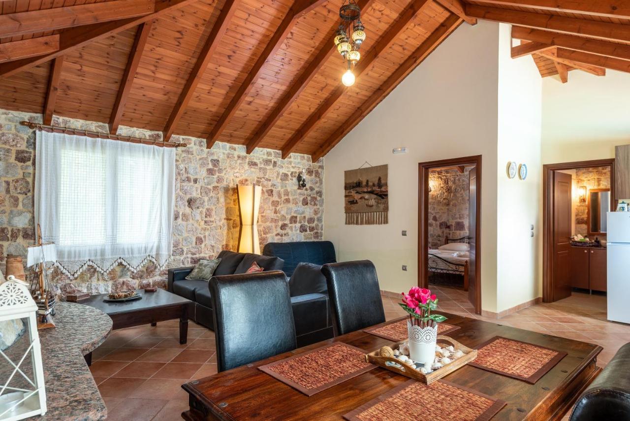 Filerolia Stone House Villa Pastida ภายนอก รูปภาพ
