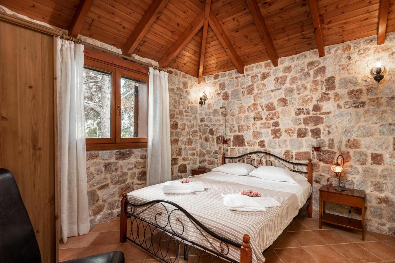 Filerolia Stone House Villa Pastida ภายนอก รูปภาพ