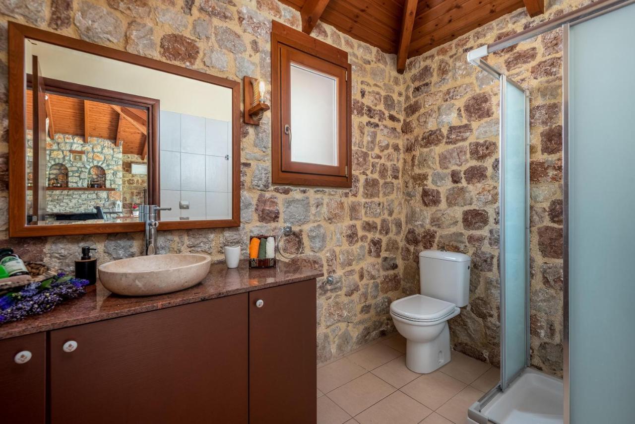 Filerolia Stone House Villa Pastida ภายนอก รูปภาพ
