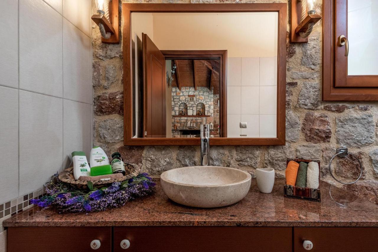Filerolia Stone House Villa Pastida ภายนอก รูปภาพ