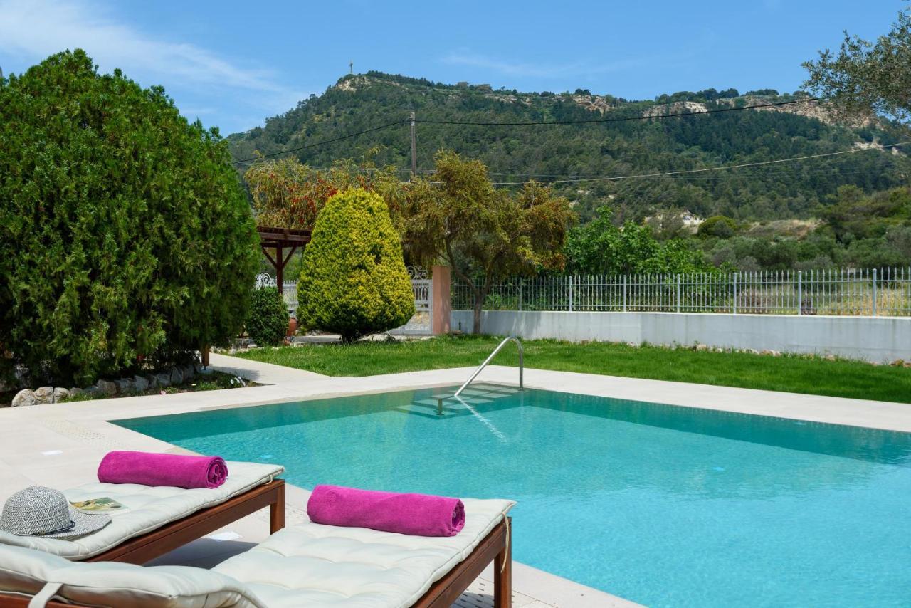 Filerolia Stone House Villa Pastida ภายนอก รูปภาพ